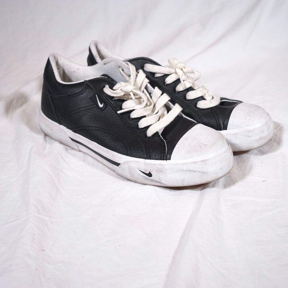 Nike Rare 1999 Tennis Sneakers Women’s Size 9 143016-011